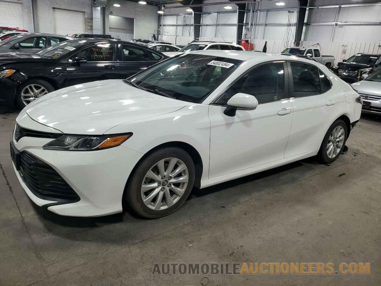 4T1B11HK4JU522072 TOYOTA CAMRY 2018