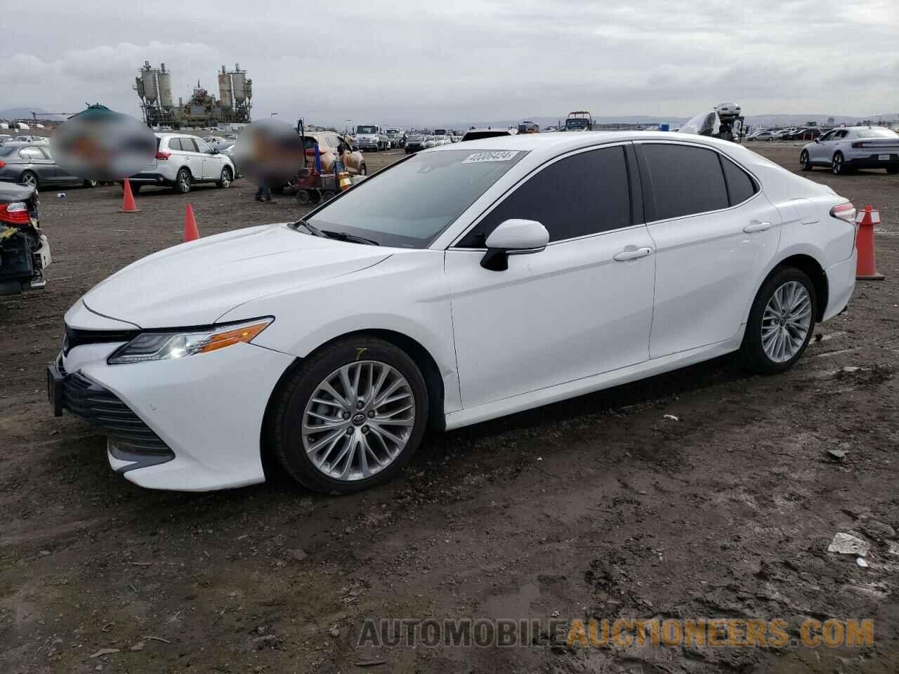 4T1B11HK4JU523772 TOYOTA CAMRY 2018