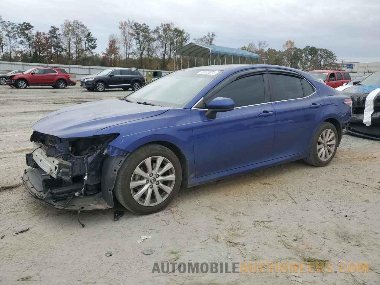 4T1B11HK4JU528762 TOYOTA CAMRY 2018