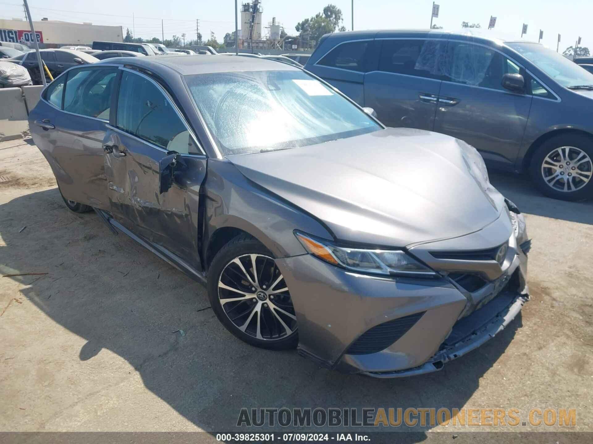 4T1B11HK4JU539731 TOYOTA CAMRY 2018