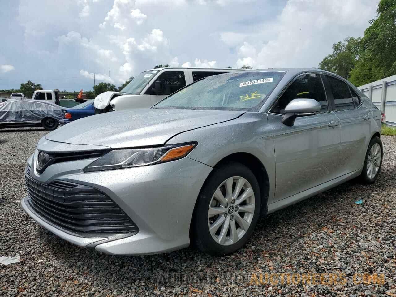 4T1B11HK4JU541611 TOYOTA CAMRY 2018