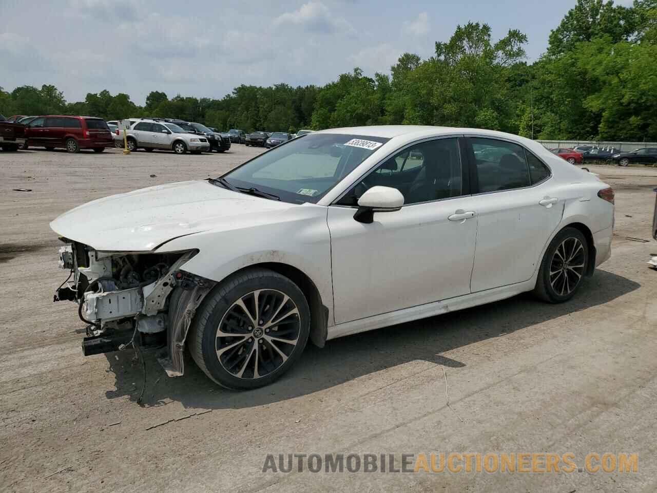 4T1B11HK4JU541625 TOYOTA CAMRY 2018