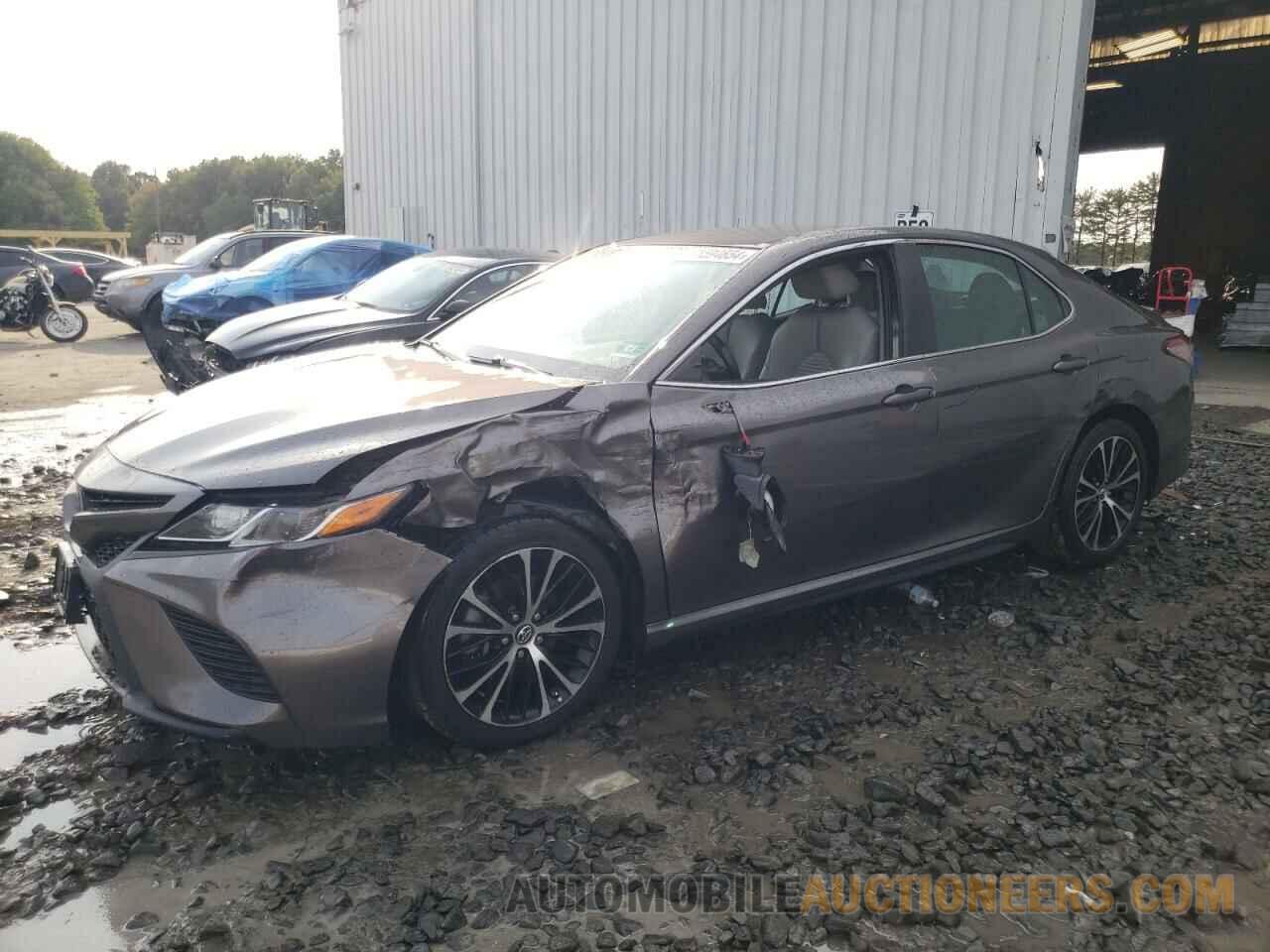 4T1B11HK4JU546047 TOYOTA CAMRY 2018