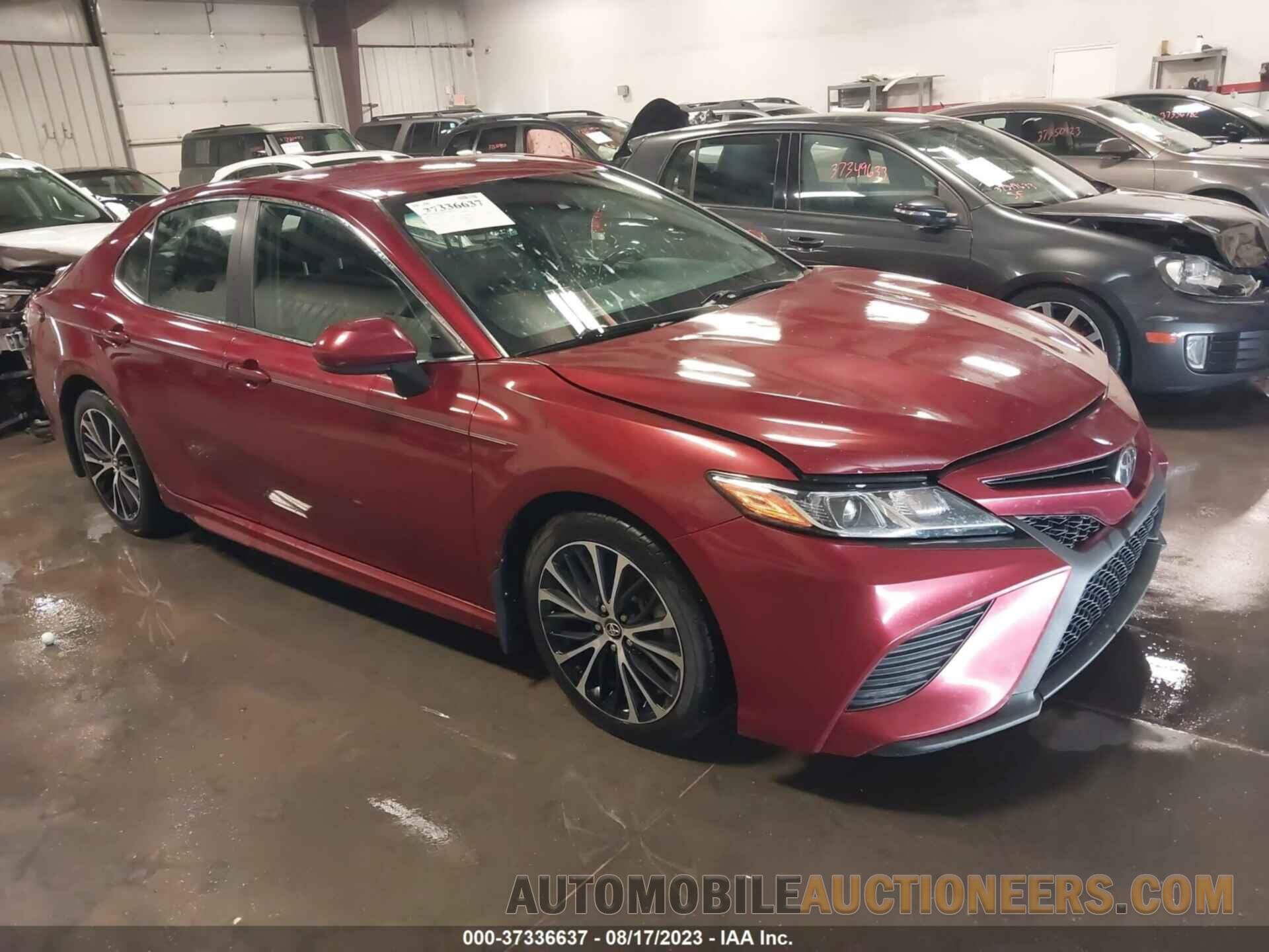 4T1B11HK4JU546792 TOYOTA CAMRY 2018