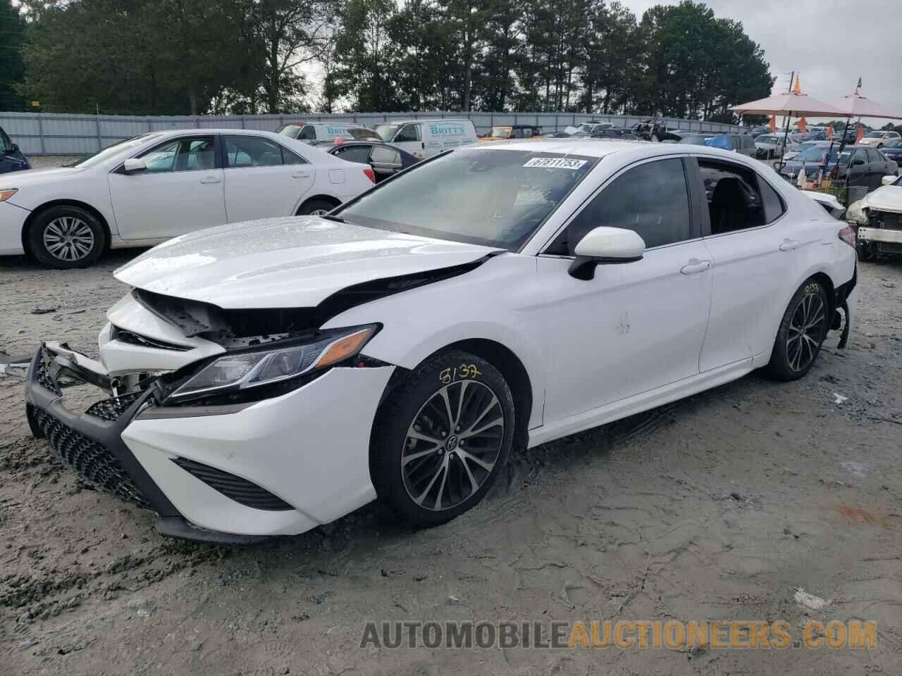 4T1B11HK4JU548672 TOYOTA CAMRY 2018