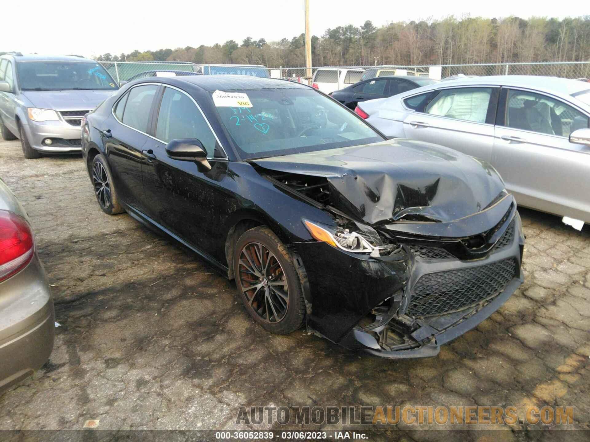 4T1B11HK4JU551619 TOYOTA CAMRY 2018