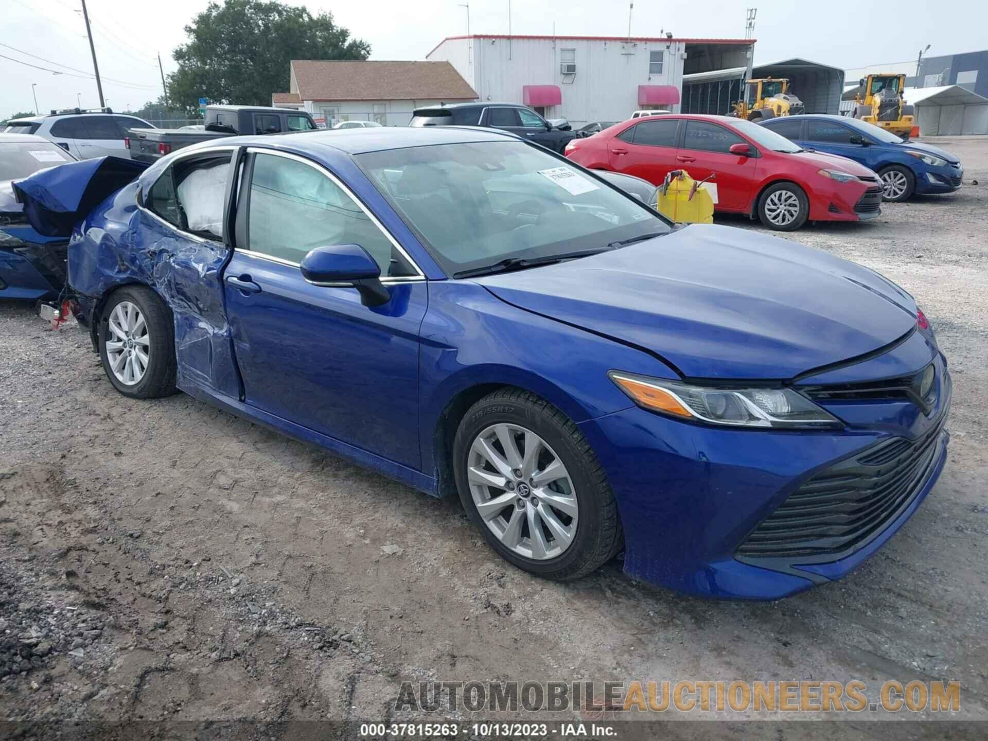 4T1B11HK4JU552866 TOYOTA CAMRY 2018