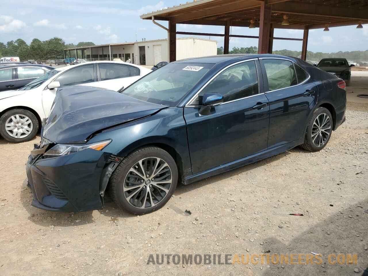 4T1B11HK4JU553872 TOYOTA CAMRY 2018