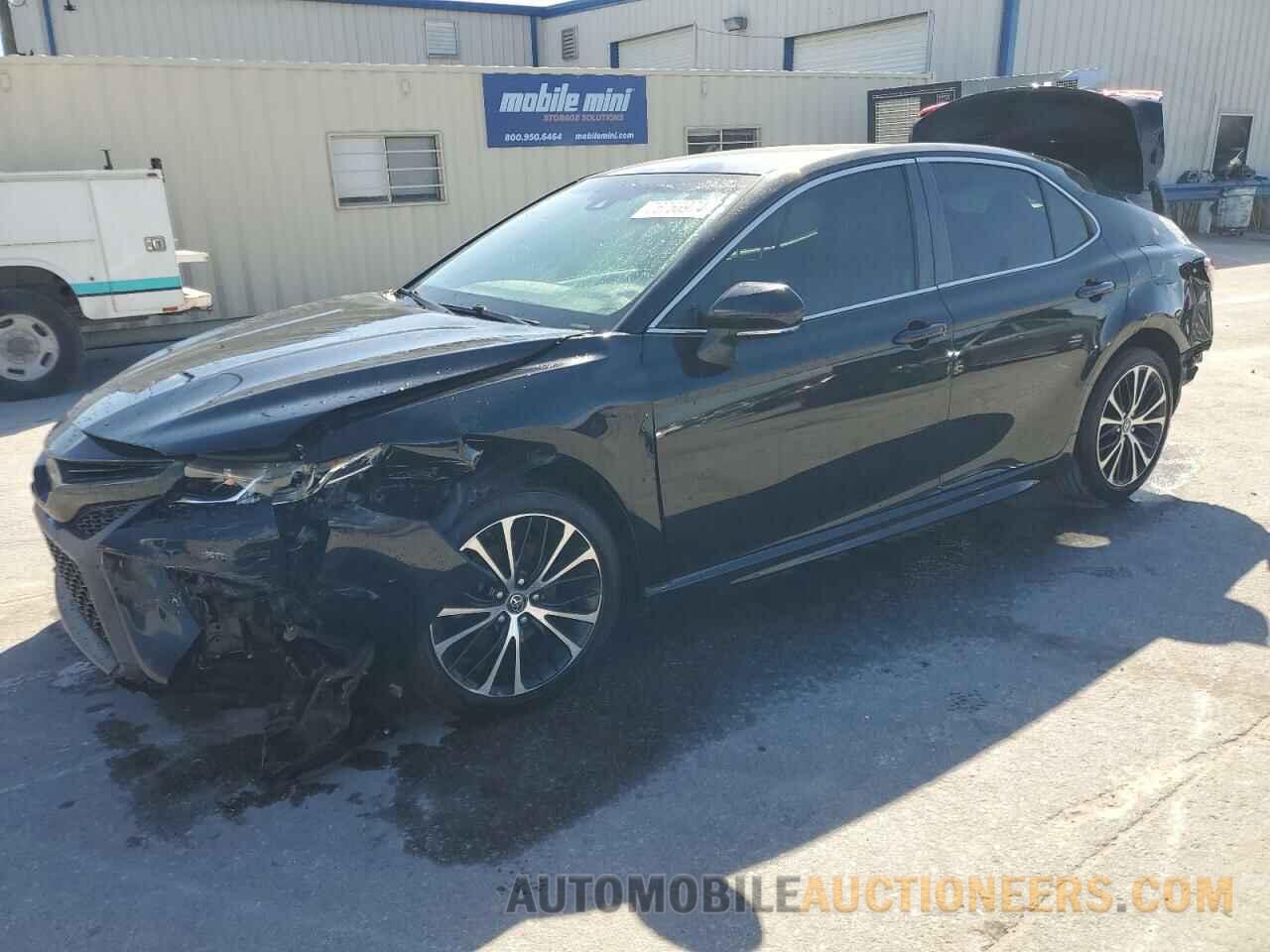 4T1B11HK4JU554441 TOYOTA CAMRY 2018