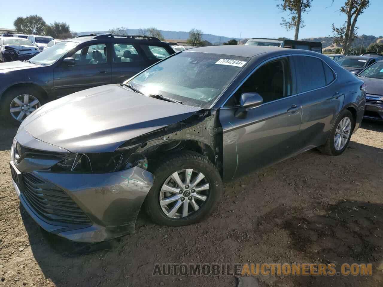 4T1B11HK4JU557436 TOYOTA CAMRY 2018