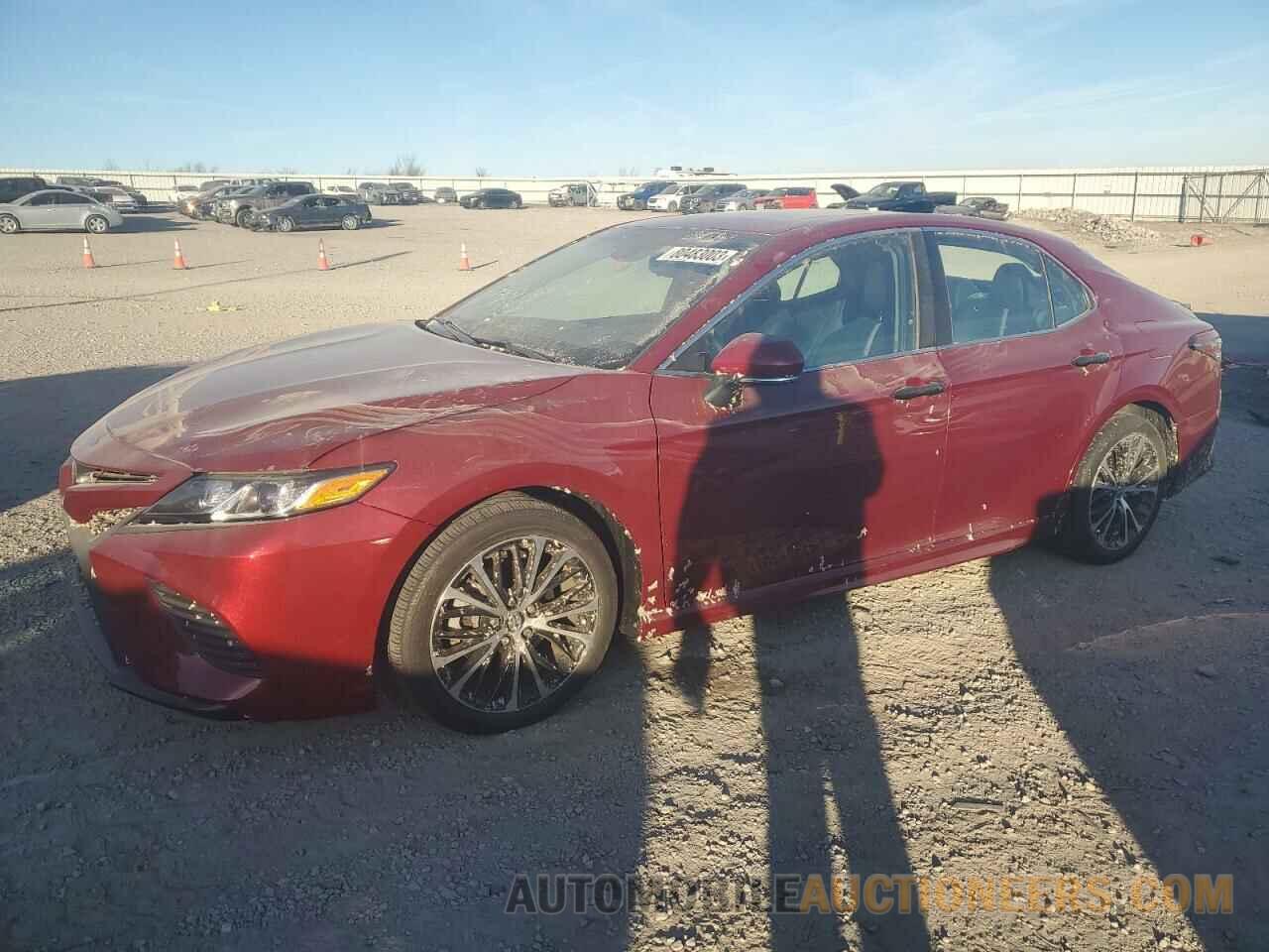 4T1B11HK4JU558182 TOYOTA CAMRY 2018