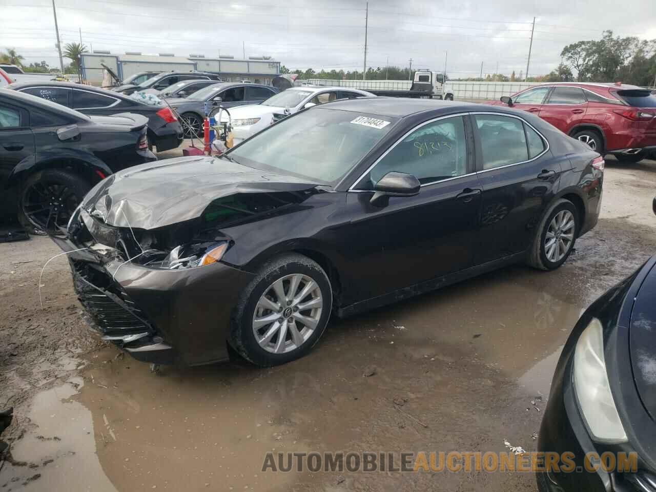 4T1B11HK4JU572972 TOYOTA CAMRY 2018