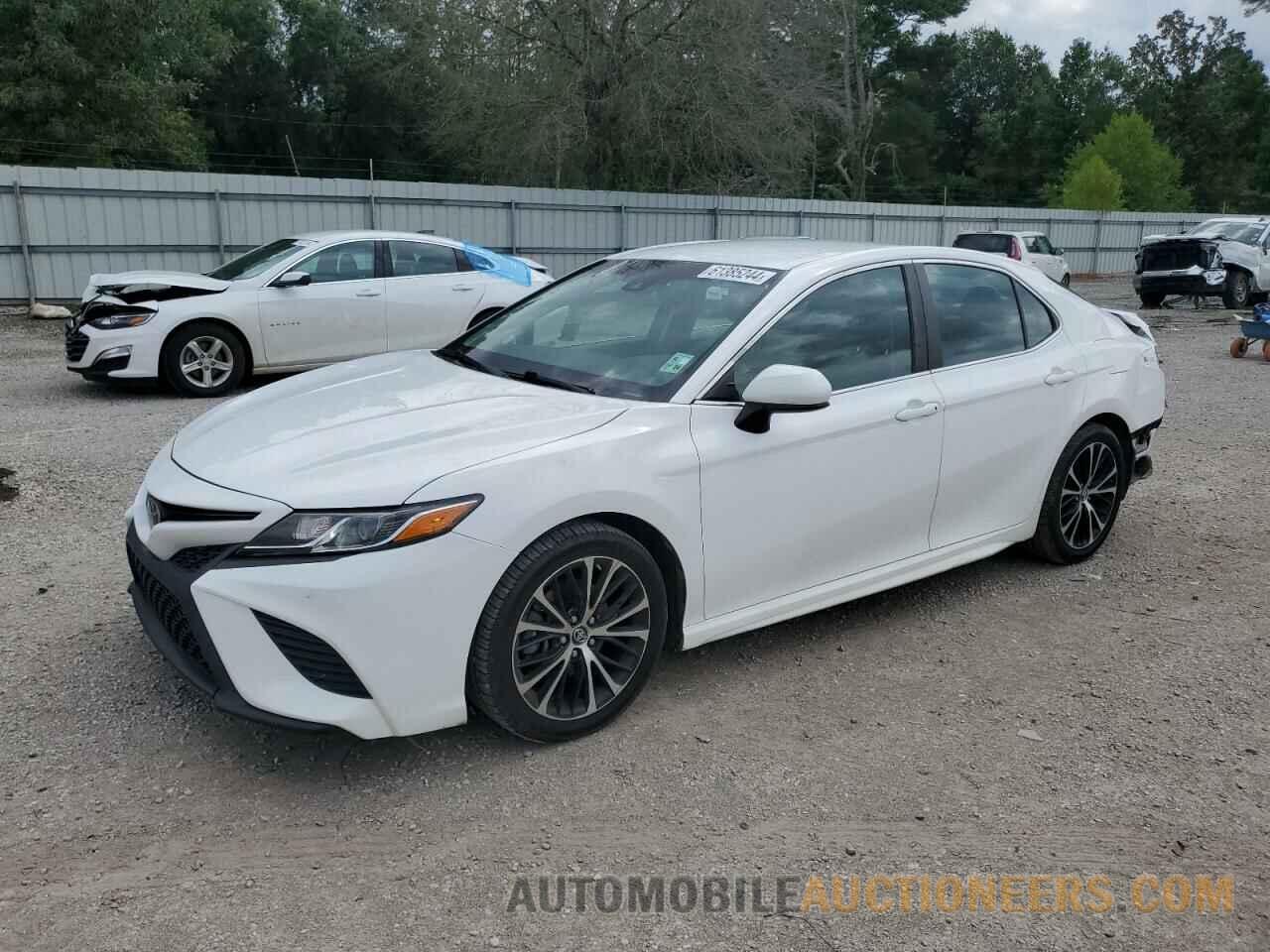 4T1B11HK4JU574088 TOYOTA CAMRY 2018