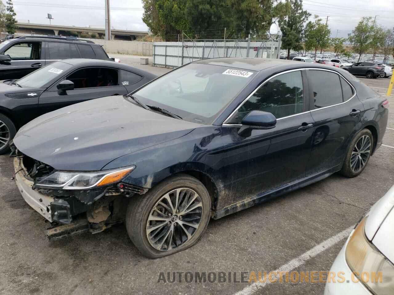 4T1B11HK4JU576147 TOYOTA CAMRY 2018