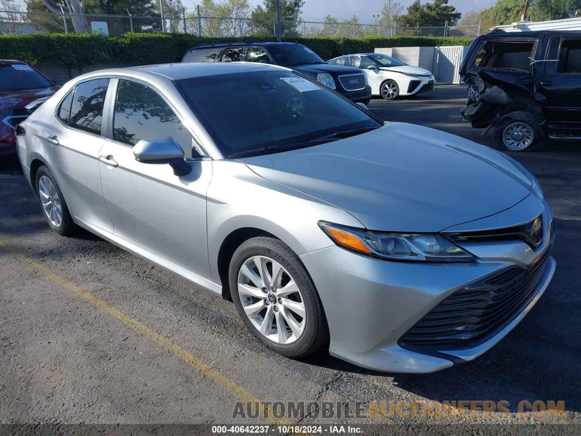 4T1B11HK4JU576536 TOYOTA CAMRY 2018