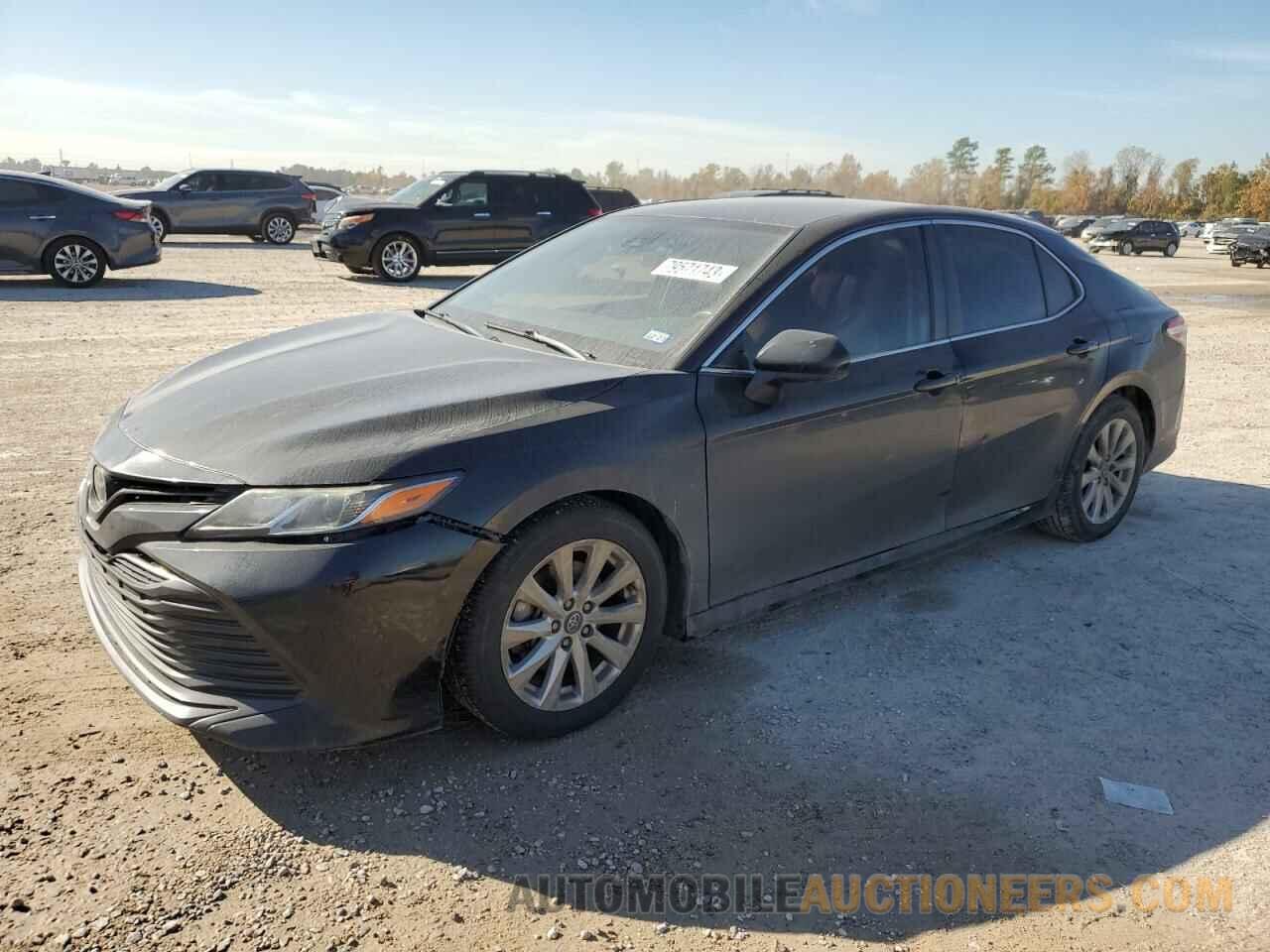 4T1B11HK4JU577797 TOYOTA CAMRY 2018