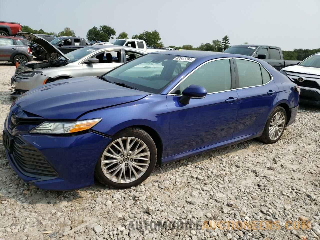 4T1B11HK4JU579632 TOYOTA CAMRY 2018