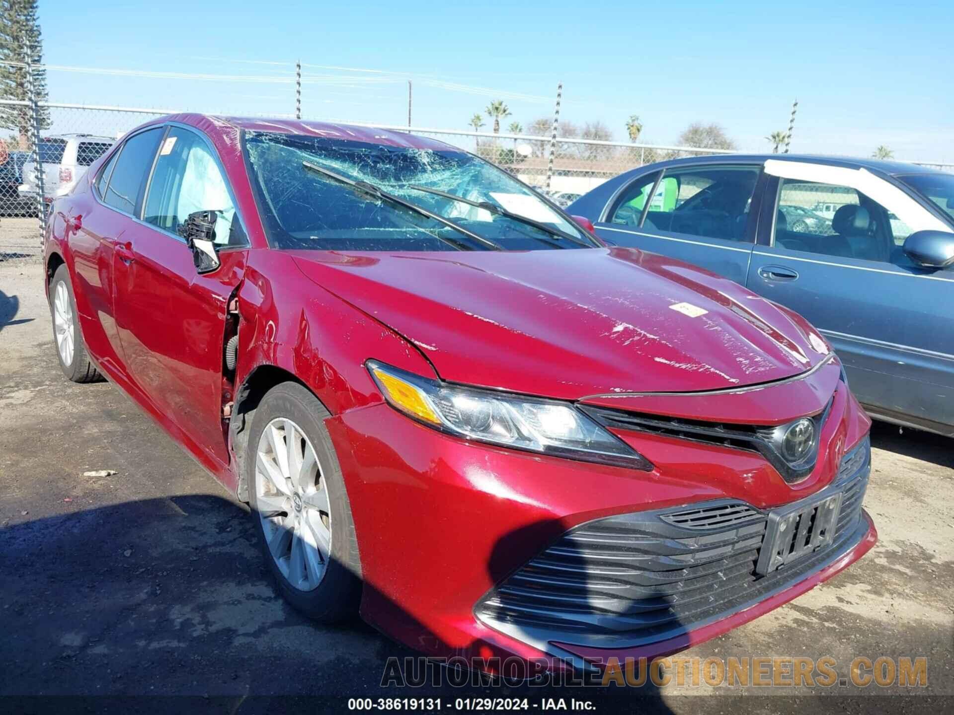 4T1B11HK4JU584989 TOYOTA CAMRY 2018