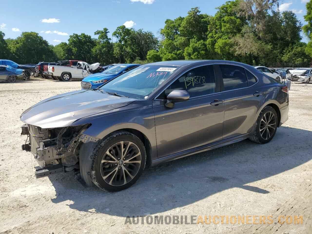 4T1B11HK4JU591506 TOYOTA CAMRY 2018