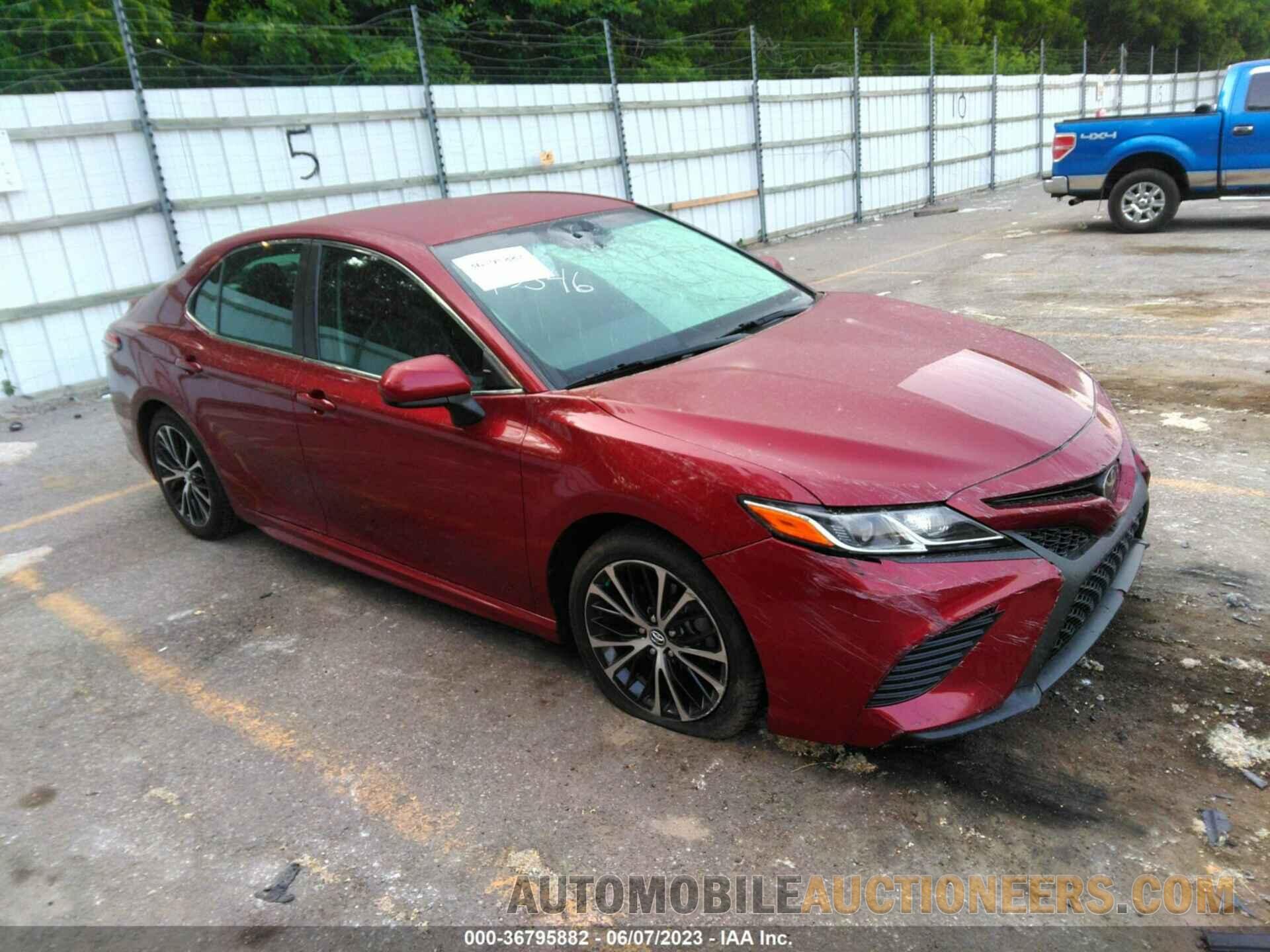 4T1B11HK4JU593546 TOYOTA CAMRY 2018