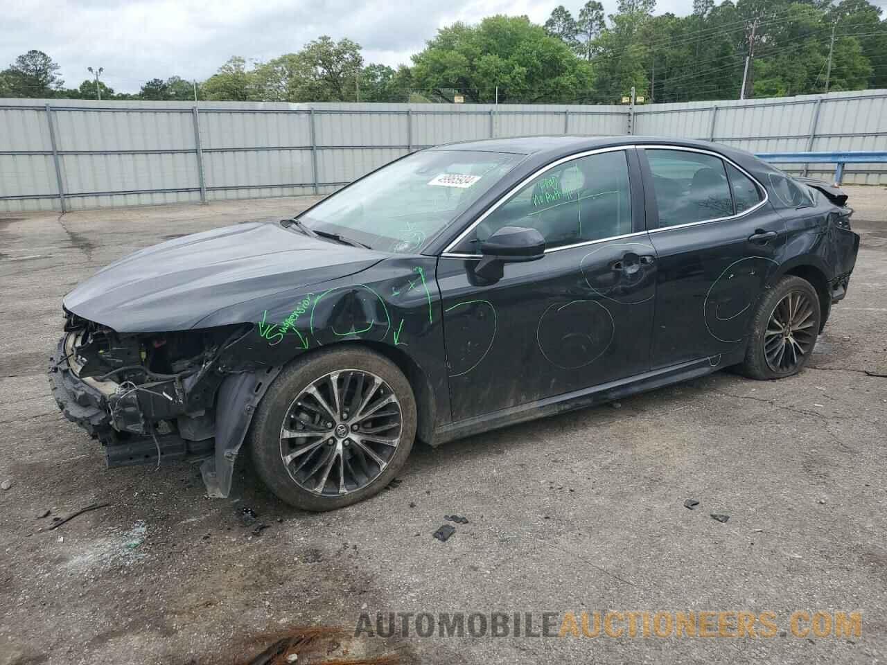 4T1B11HK4JU594308 TOYOTA CAMRY 2018