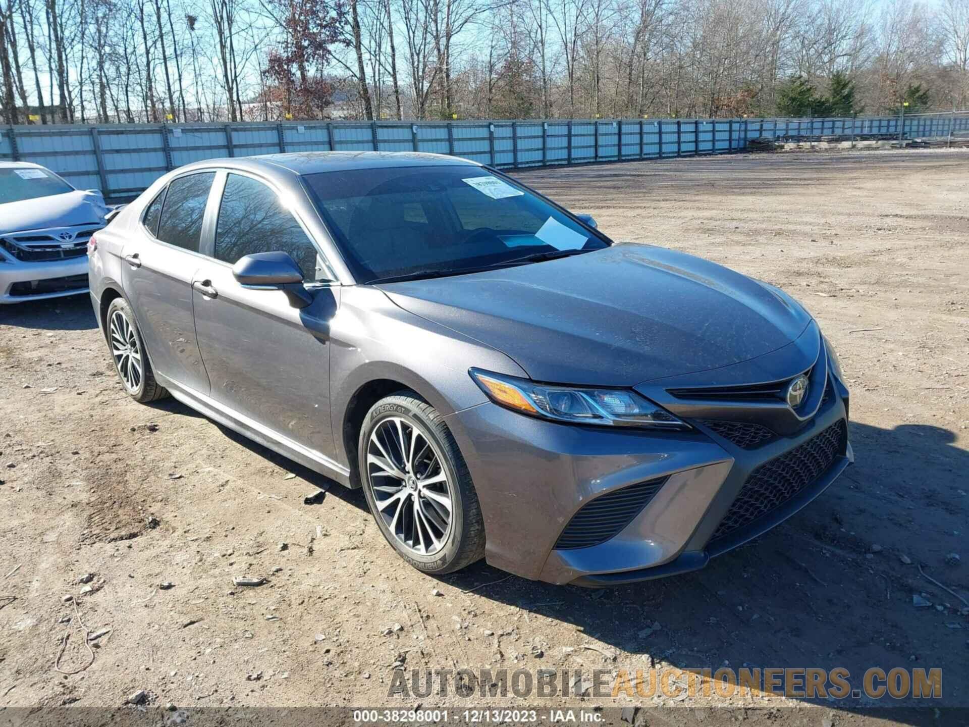 4T1B11HK4JU604772 TOYOTA CAMRY 2018