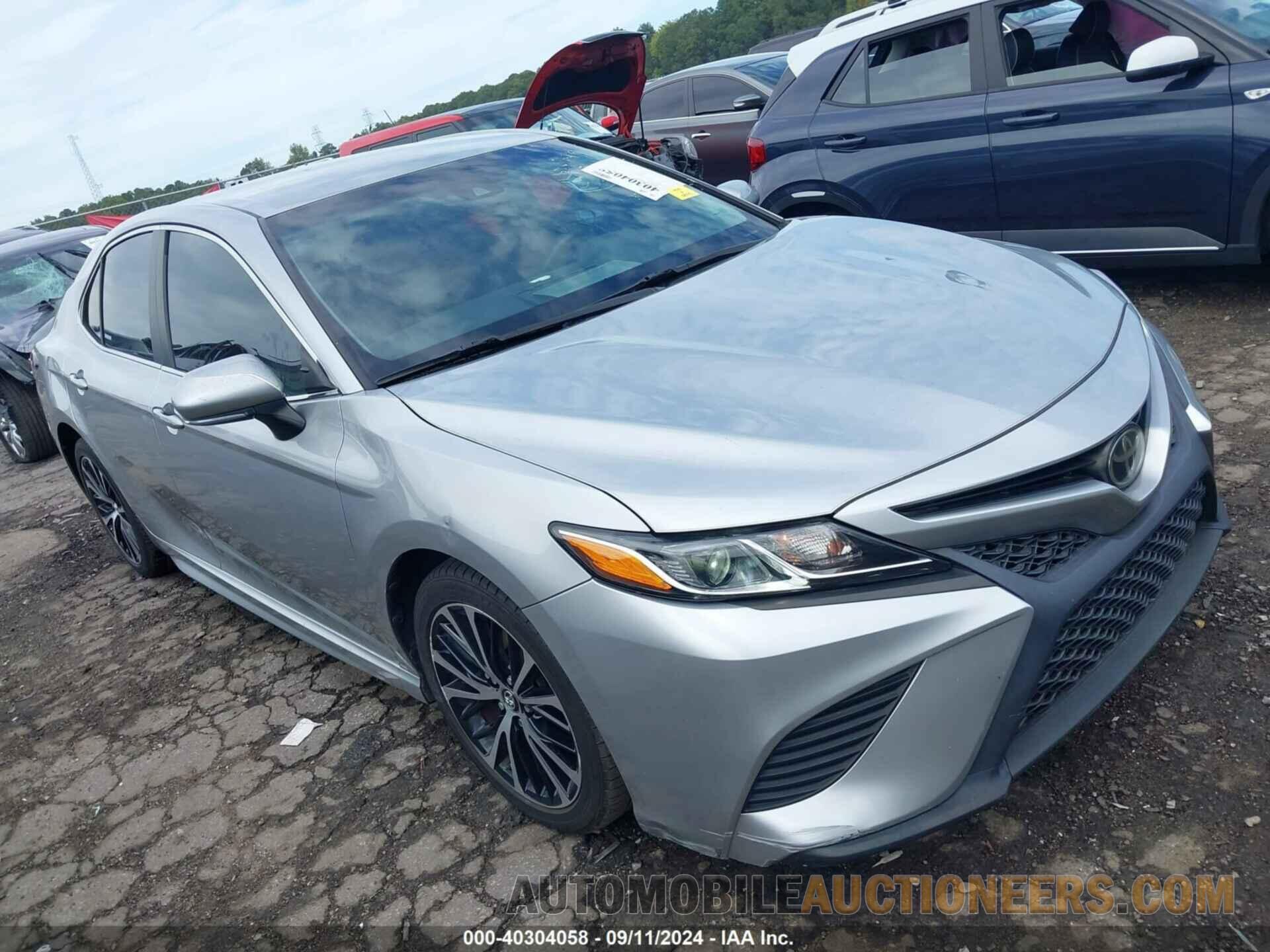 4T1B11HK4JU606456 TOYOTA CAMRY 2018