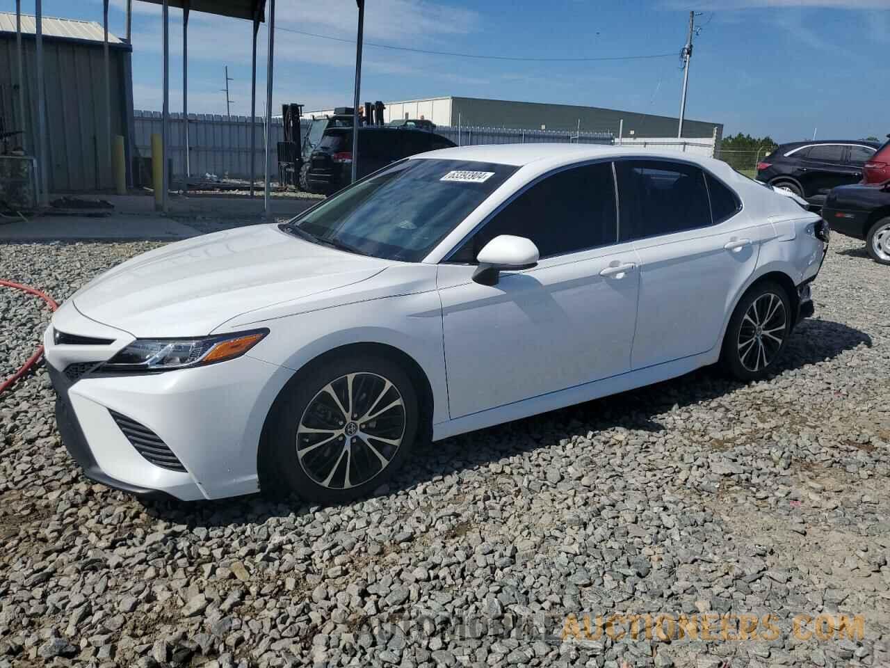 4T1B11HK4JU607333 TOYOTA CAMRY 2018