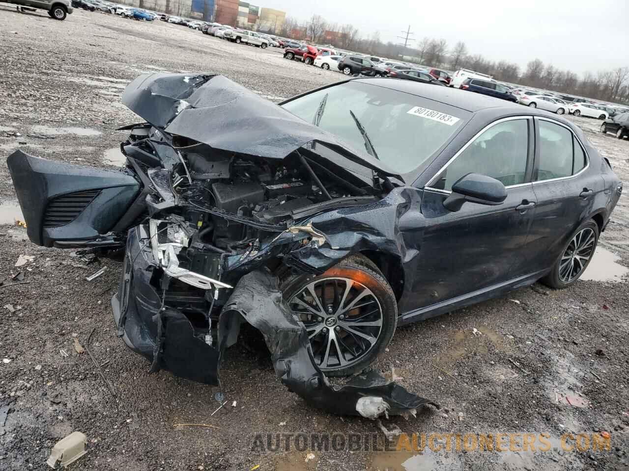 4T1B11HK4JU613634 TOYOTA CAMRY 2018