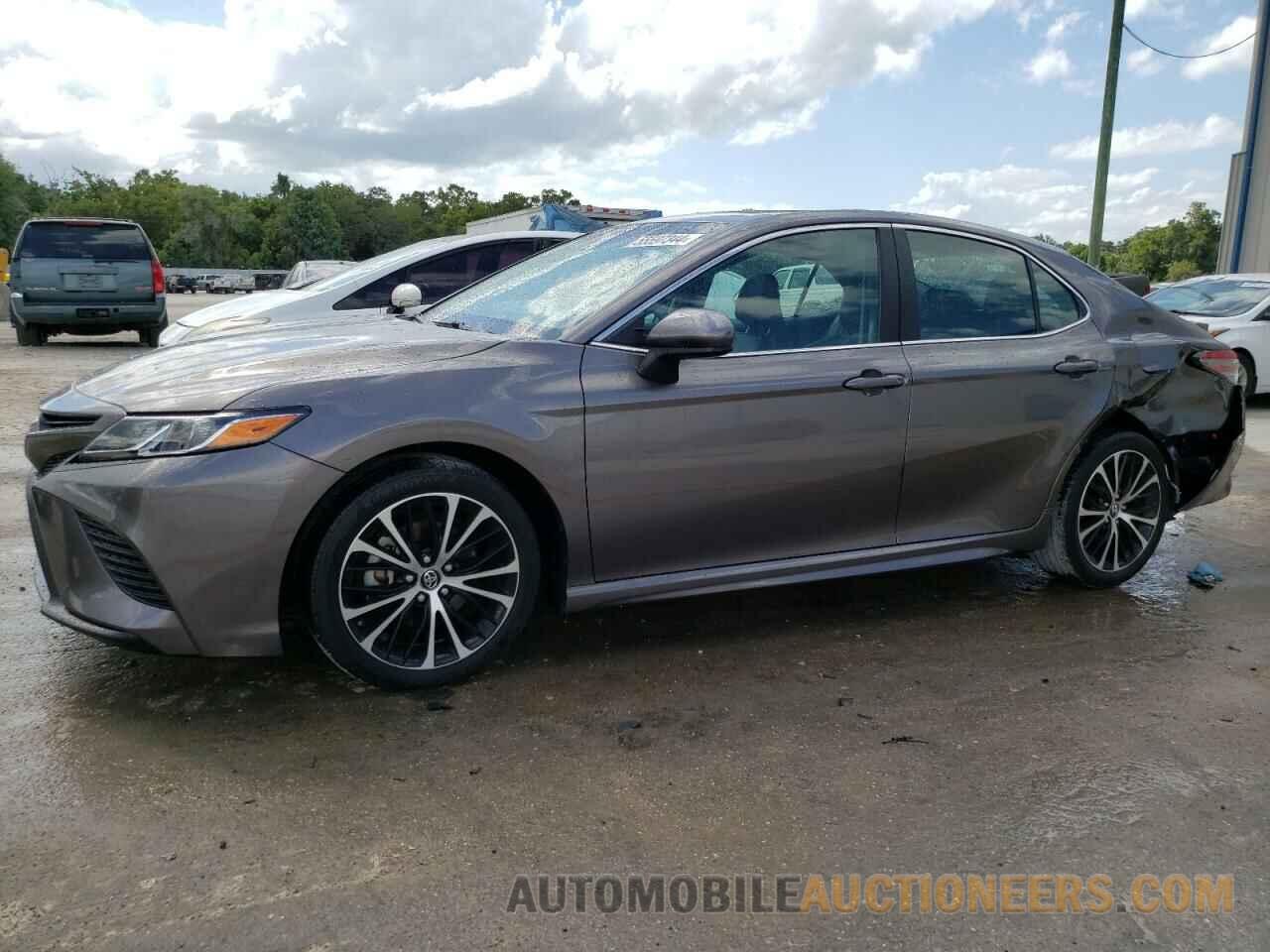 4T1B11HK4JU617344 TOYOTA CAMRY 2018