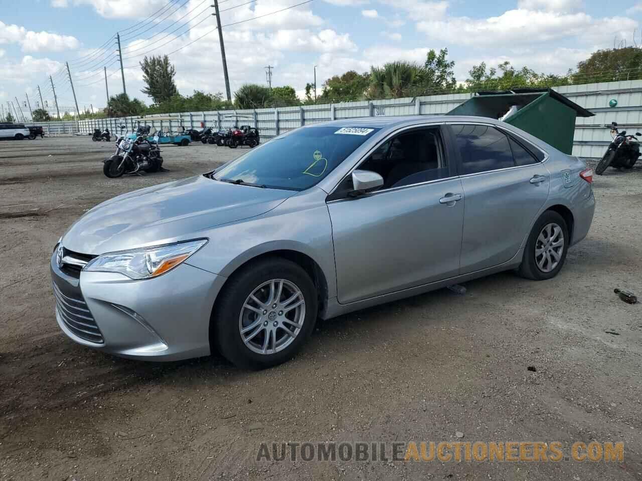 4T1B11HK4JU623242 TOYOTA CAMRY 2018