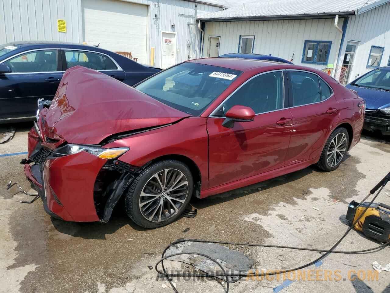 4T1B11HK4JU634760 TOYOTA CAMRY 2018