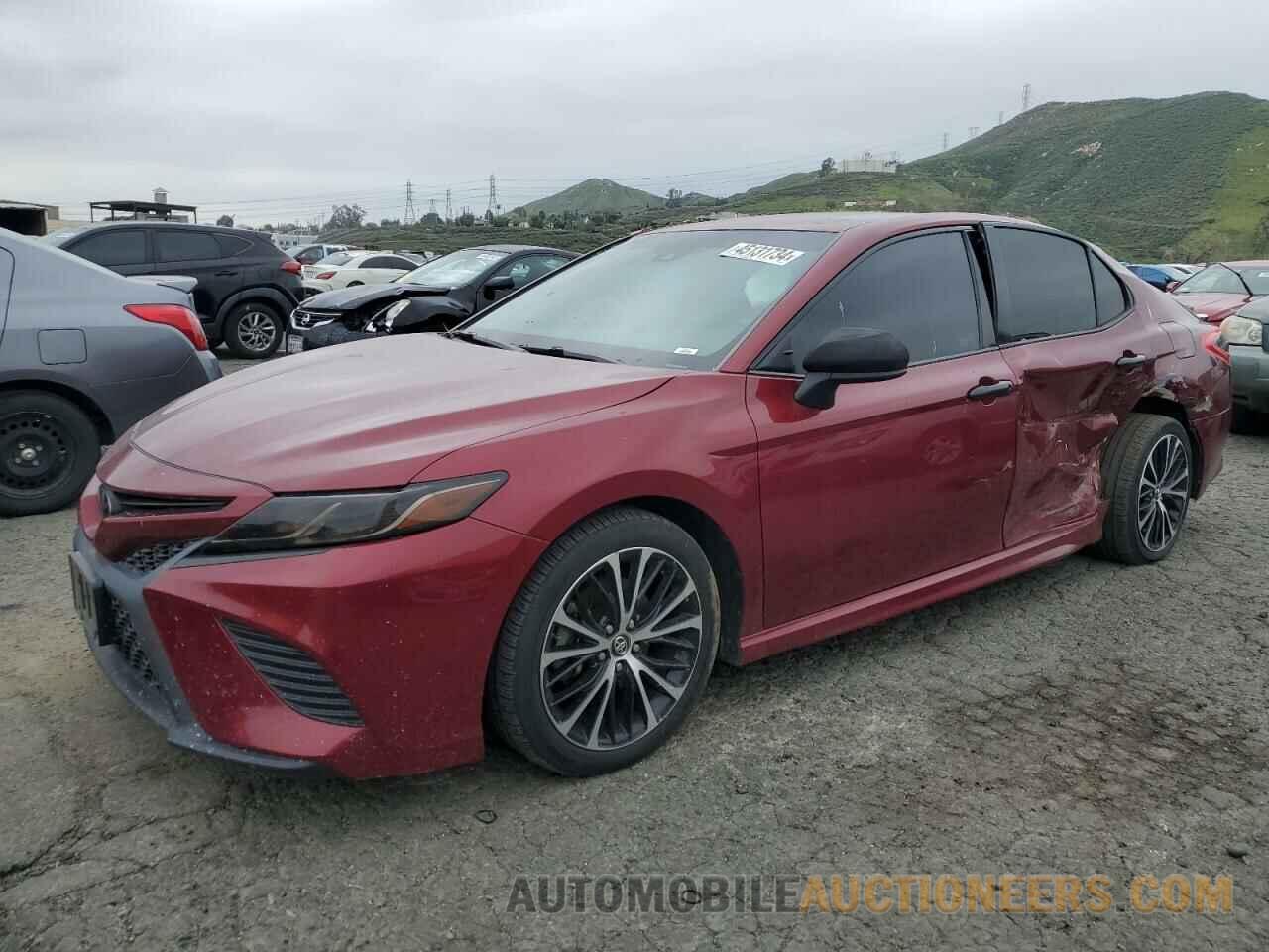 4T1B11HK4JU639344 TOYOTA CAMRY 2018