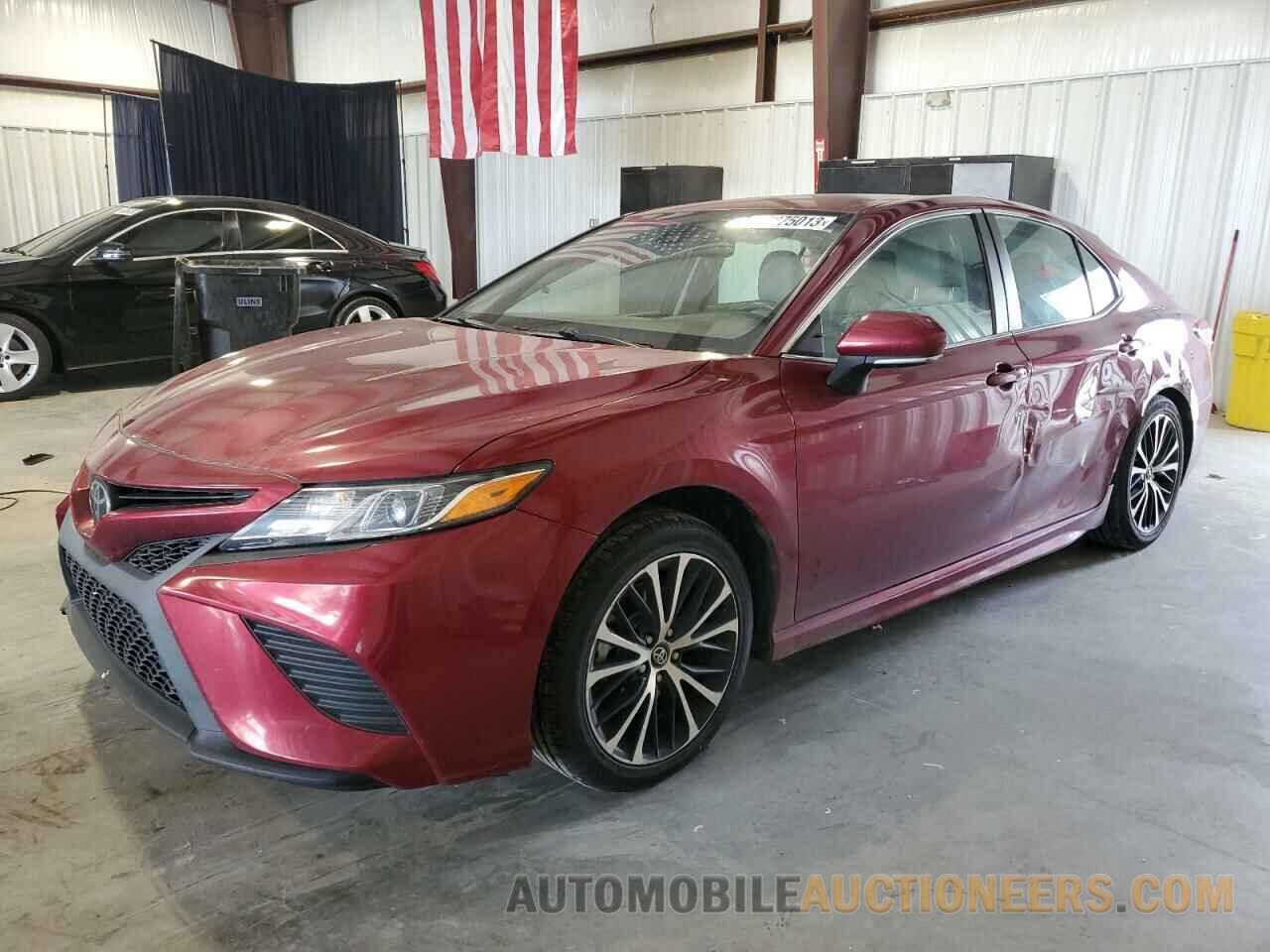 4T1B11HK4JU642485 TOYOTA CAMRY 2018