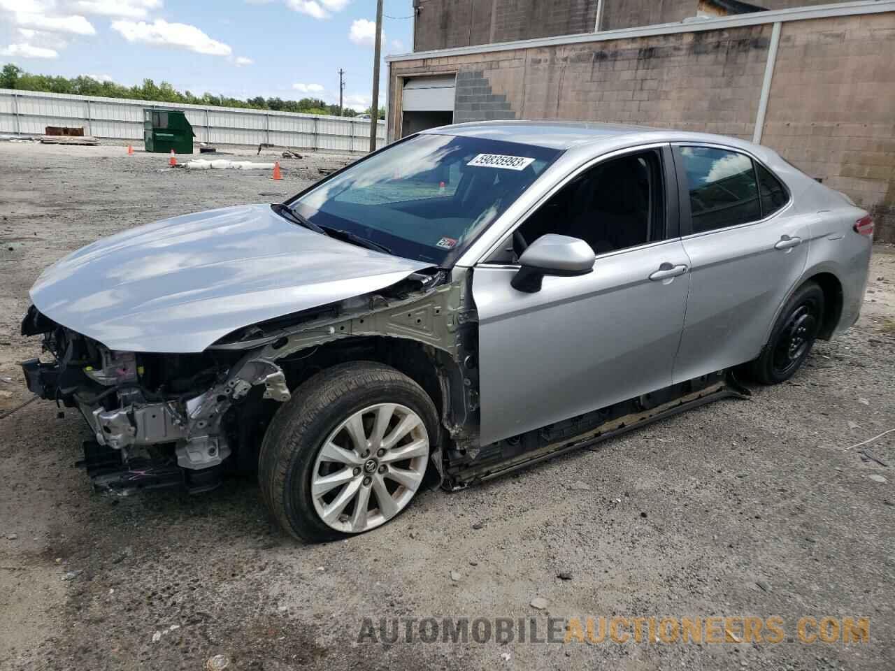 4T1B11HK4JU644415 TOYOTA CAMRY 2018