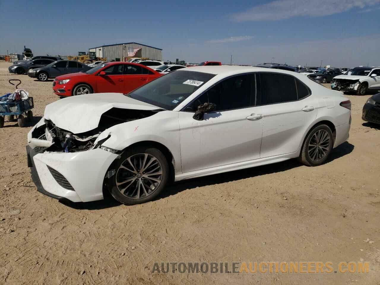 4T1B11HK4JU644494 TOYOTA CAMRY 2018