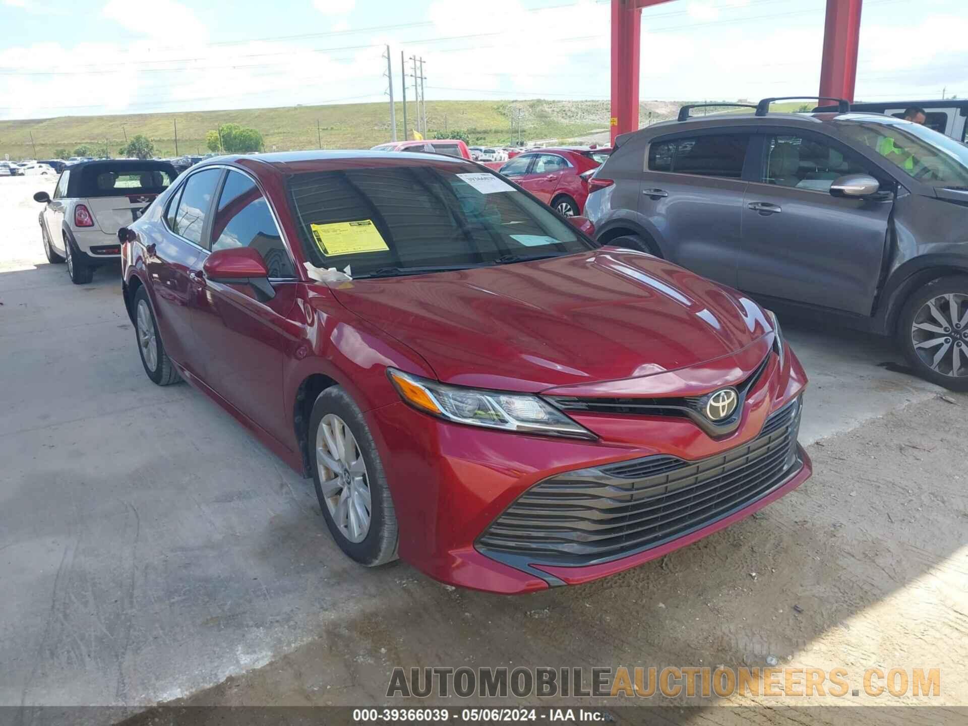 4T1B11HK4JU644740 TOYOTA CAMRY 2018