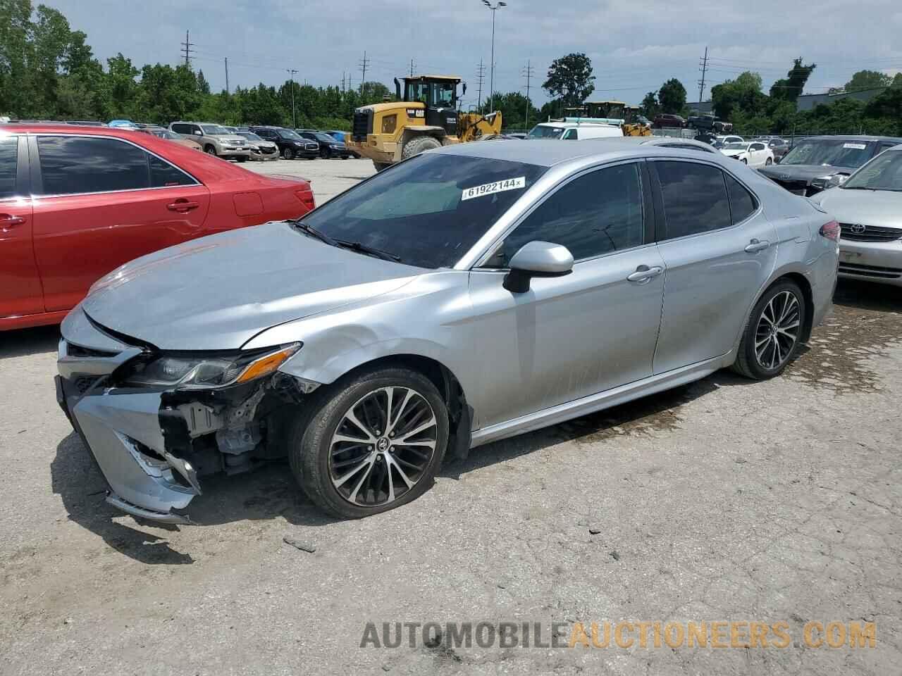 4T1B11HK4JU644916 TOYOTA CAMRY 2018