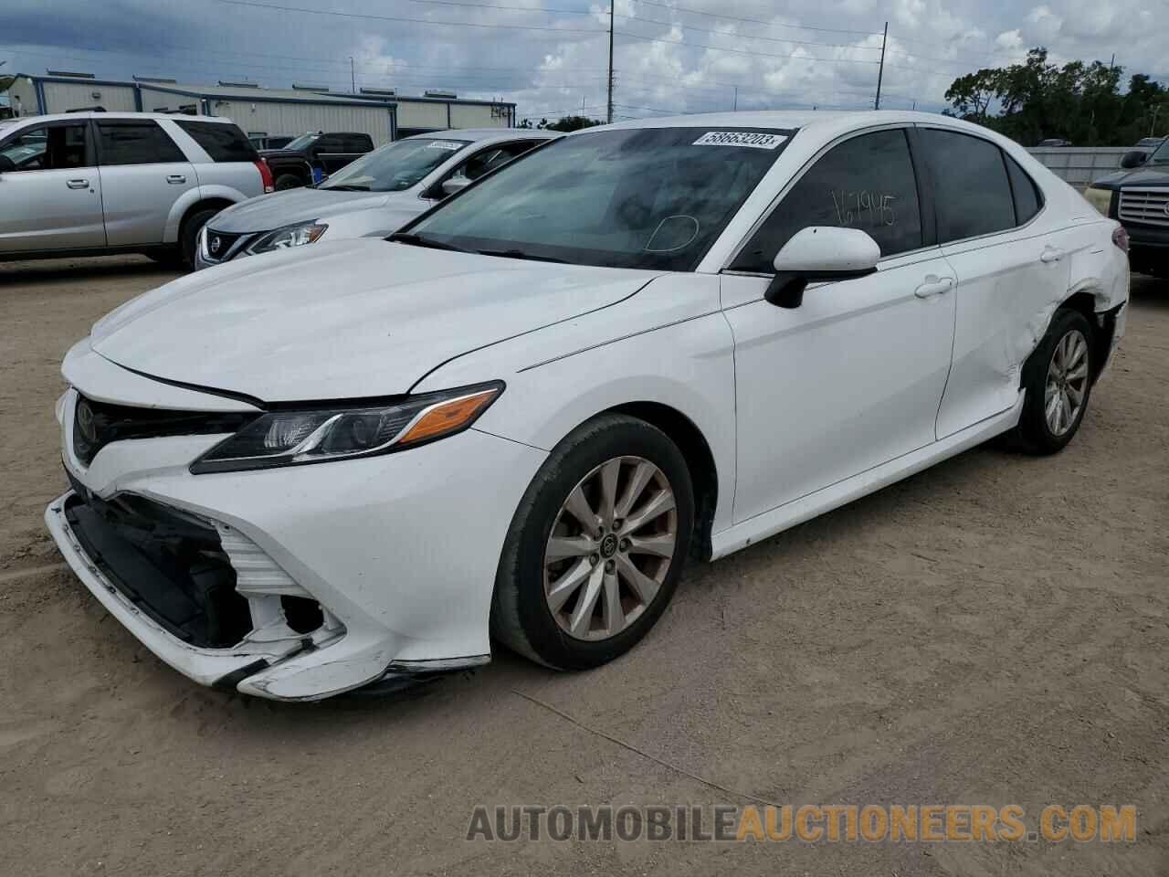 4T1B11HK4JU650604 TOYOTA CAMRY 2018