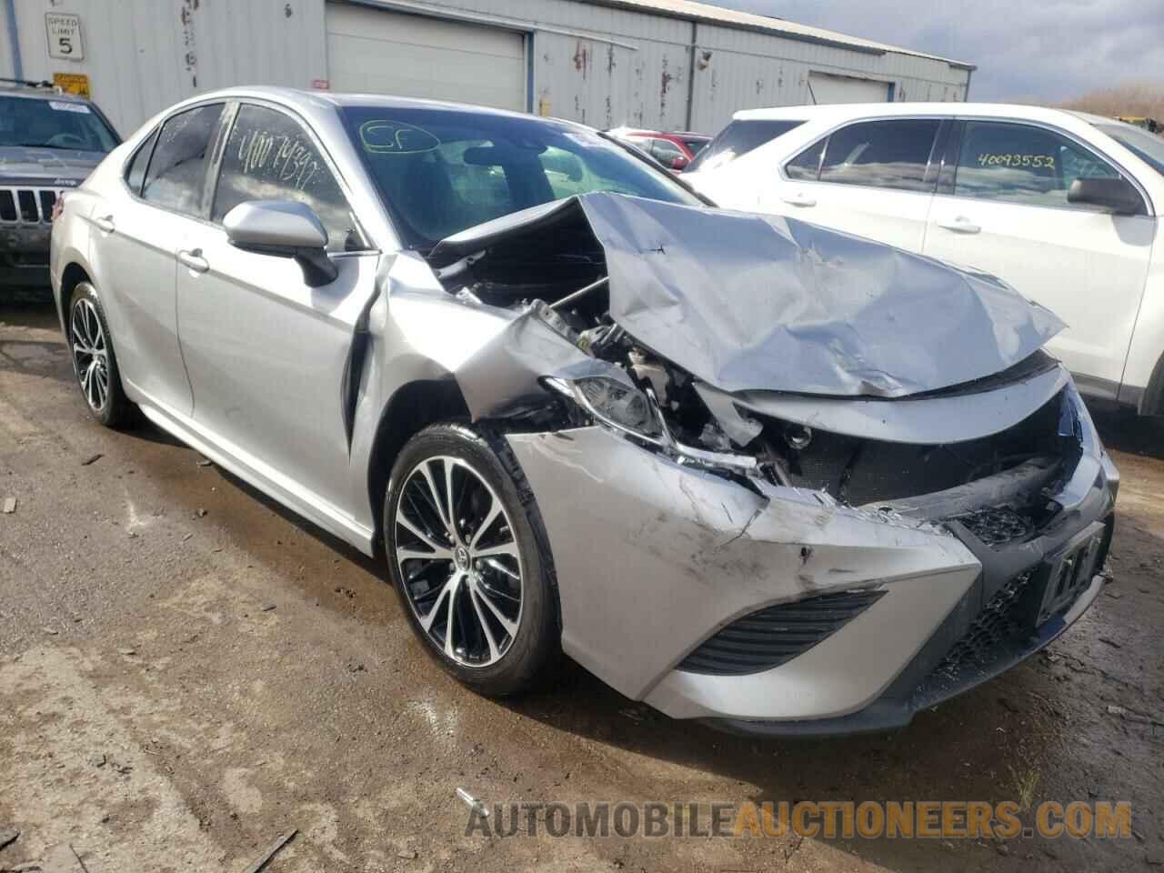 4T1B11HK4JU650845 TOYOTA CAMRY 2018