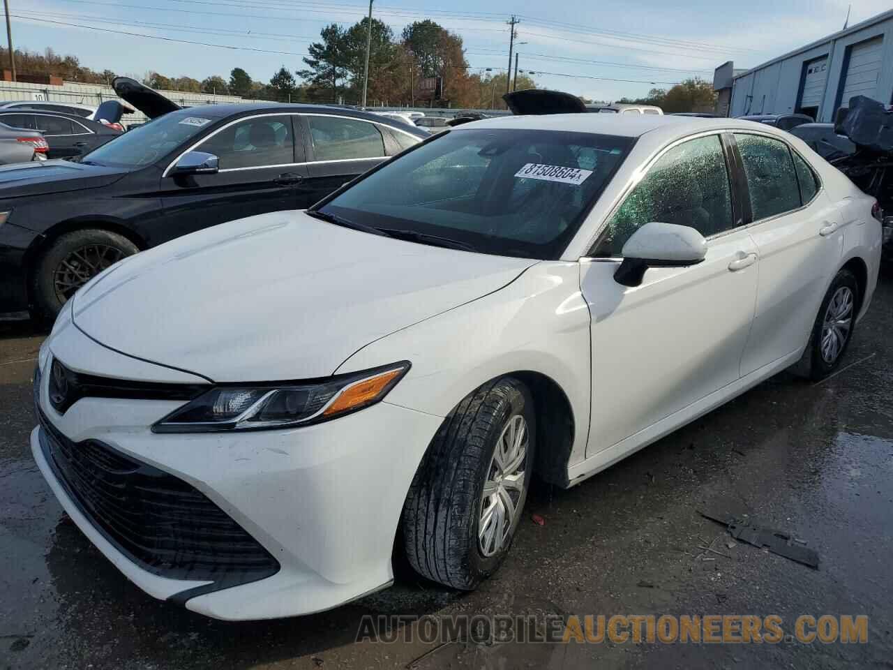 4T1B11HK4JU653552 TOYOTA CAMRY 2018