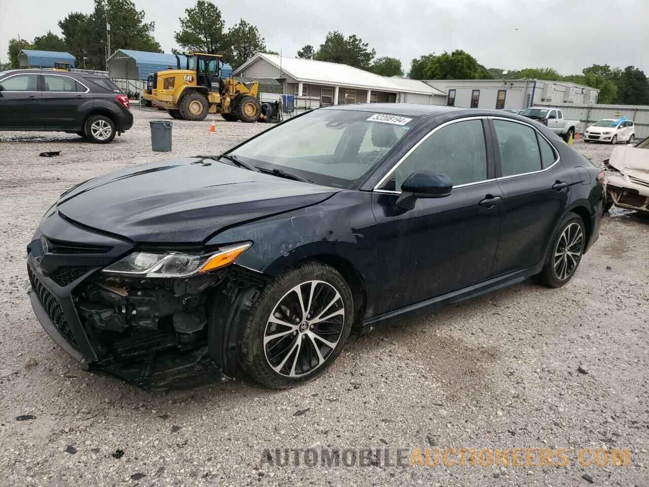 4T1B11HK4JU653762 TOYOTA CAMRY 2018