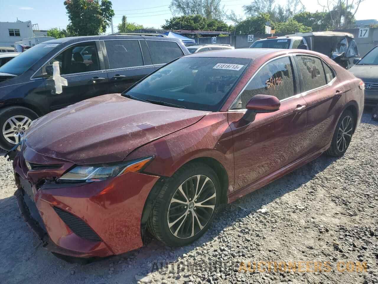 4T1B11HK4JU656497 TOYOTA CAMRY 2018