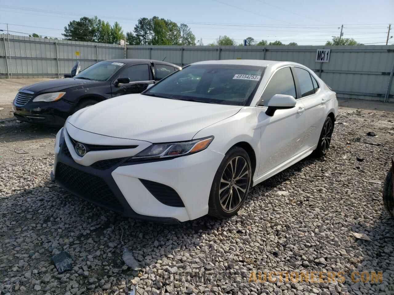 4T1B11HK4JU658203 TOYOTA CAMRY 2018