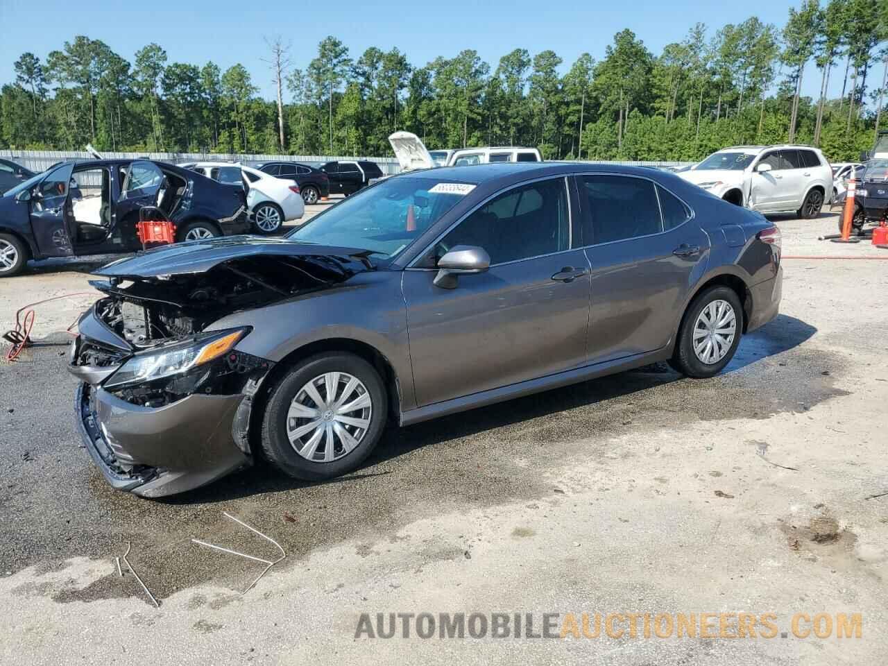 4T1B11HK4JU660632 TOYOTA CAMRY 2018