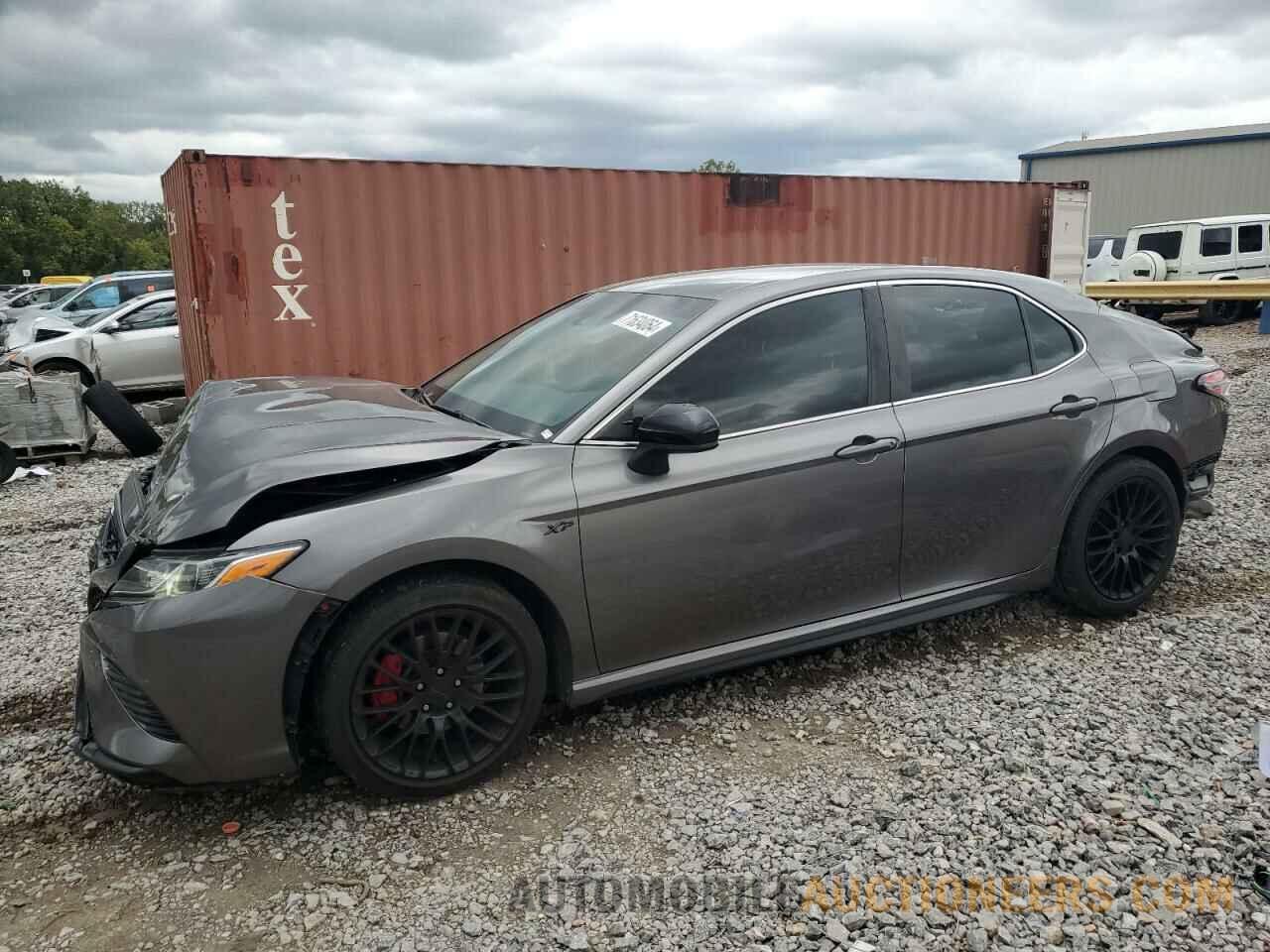 4T1B11HK4JU662610 TOYOTA CAMRY 2018