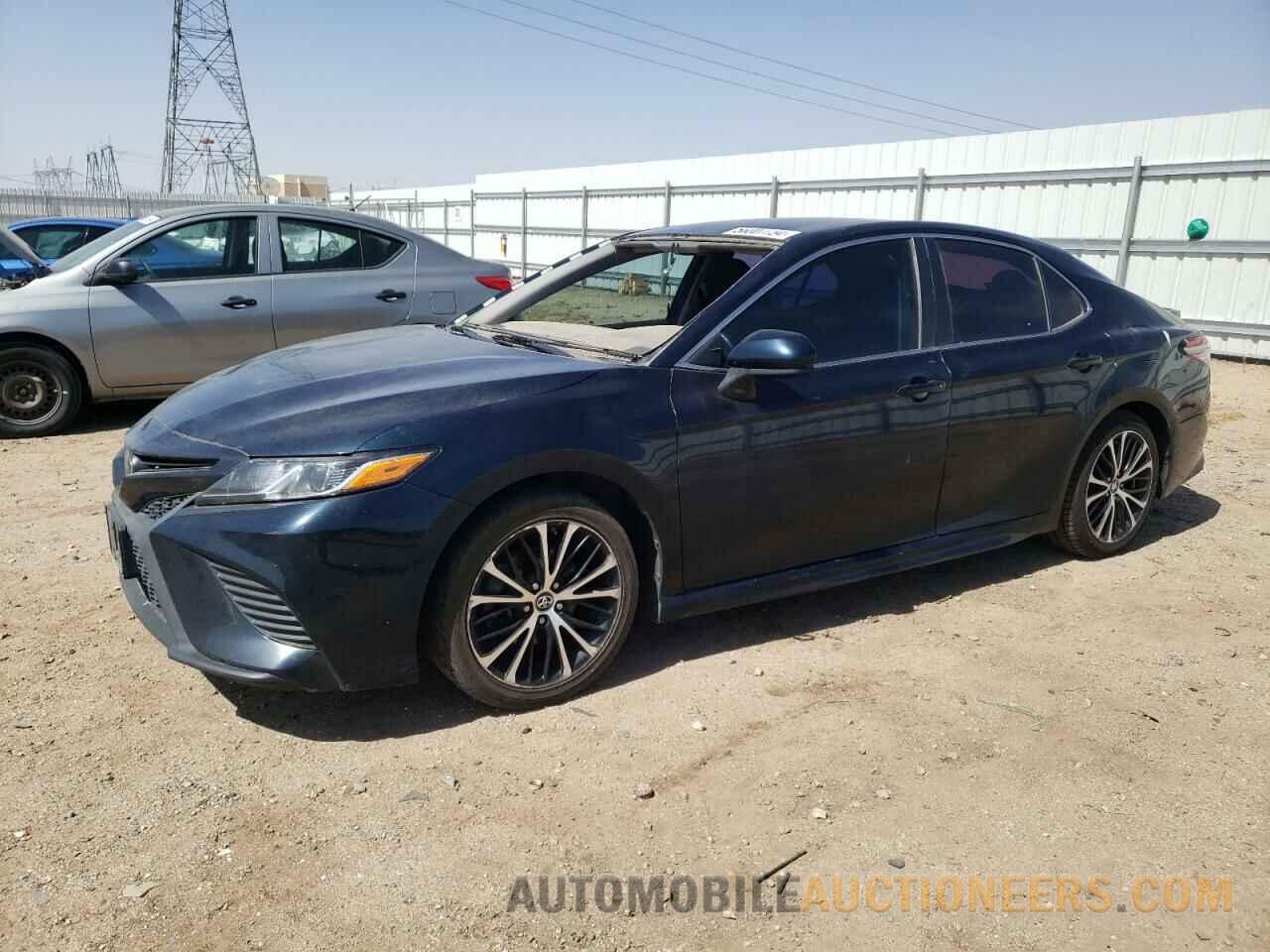 4T1B11HK4JU662994 TOYOTA CAMRY 2018