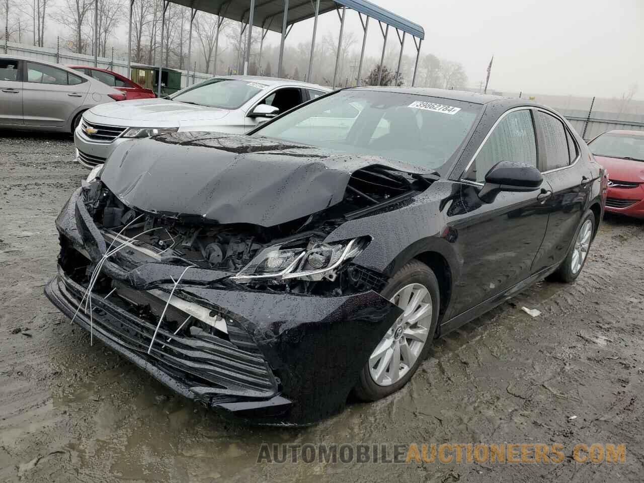 4T1B11HK4JU665796 TOYOTA CAMRY 2018