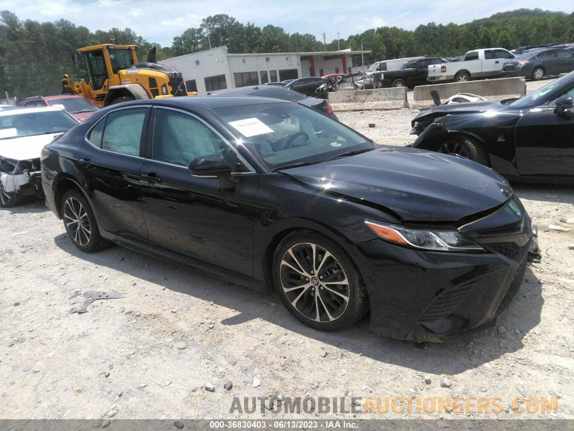 4T1B11HK4JU668245 TOYOTA CAMRY 2018