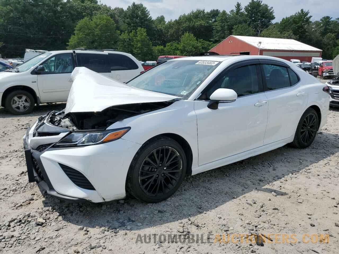 4T1B11HK4JU672506 TOYOTA CAMRY 2018